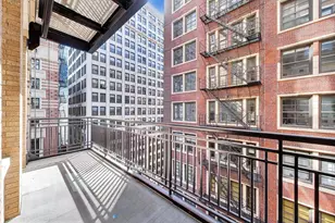 6 N Michigan Ave, Chicago, IL 60602 - Photo 26
