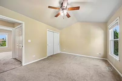 17945 W Pond Ridge Circle, Gurnee, IL 60031 - Photo 36