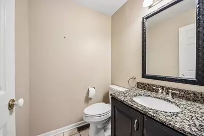 17945 W Pond Ridge Circle, Gurnee, IL 60031 - Photo 22
