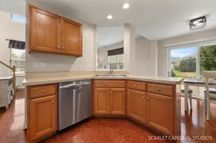 501 Valentine Way, Oswego, IL 60543 - Photo 8