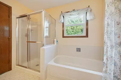 565 Rutgers Lane, Elk Grove Village, IL 60007 - Photo 22