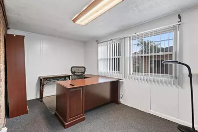 9055 S Luella Avenue, Chicago, IL 60617 - Photo 8