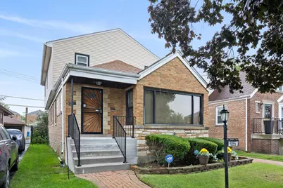 9055 S Luella Avenue, Chicago, IL 60617 - Photo 1