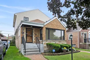 9055 S Luella Ave, Chicago, IL 60617 - Photo 1