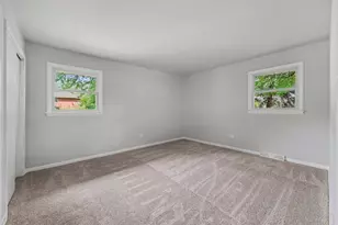 16419 Kimbark Ave, South Holland, IL 60473 - Photo 14