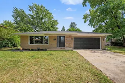 16419 Kimbark Avenue, South Holland, IL 60473 - Photo 1