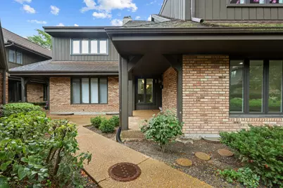 1935 Mission Hills Lane, Northbrook, IL 60062 - Photo 2