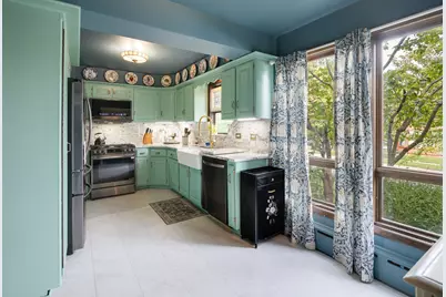 603 Singer Avenue, Lemont, IL 60439 - Photo 10