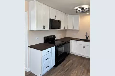1606 Stratford Court, Joliet, IL 60435 - Photo 6