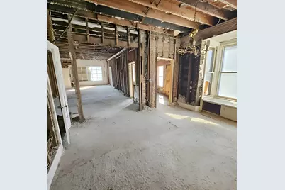 212 S Tryon Street, Woodstock, IL 60098 - Photo 14