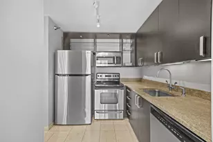 1212 N Lasalle St, Chicago, IL 60610 - Photo 2