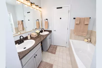 1021 E 46th Street #2N, Chicago, IL 60653 - Photo 12