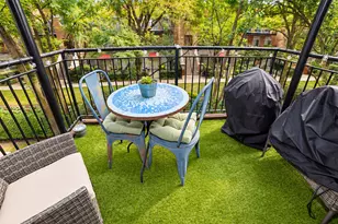 1021 E 46th St, Chicago, IL 60653 - Photo 20