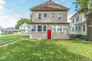 212 S Park St, Streator, IL 61364 - Photo 2