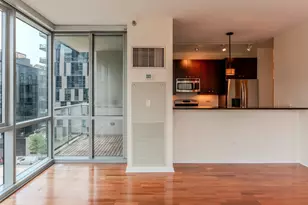123 S Green St, Chicago, IL 60607 - Photo 16