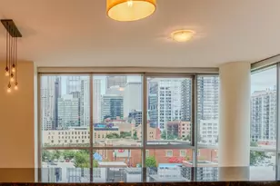123 S Green St, Chicago, IL 60607 - Photo 14