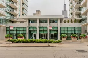 123 S Green St, Chicago, IL 60607 - Photo 2