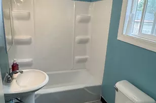219 SW Circle Dr, Joliet, IL 60433 - Photo 10