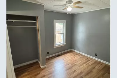 219 SW Circle Drive, Joliet, IL 60433 - Photo 8