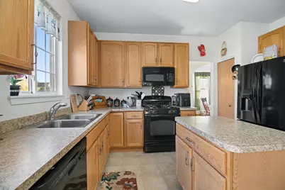 7723 Mossheather Drive, Joliet, IL 60431 - Photo 8