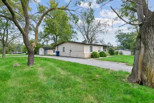 1759 222nd Pl, Sauk Village, IL 60411 - Photo 20