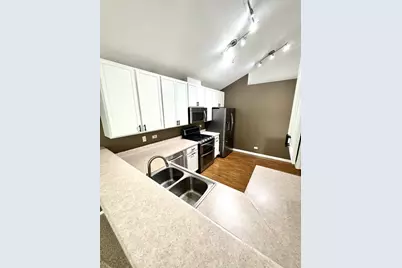 2307 Twilight Drive #2307, Aurora, IL 60503 - Photo 10