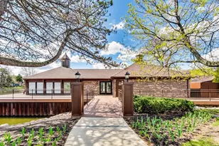 7 The Ct Of Greenway, Northbrook, IL 60062 - Photo 12