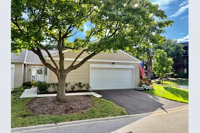 7 The Court Of Greenway, Northbrook, IL 60062 - Photo 1