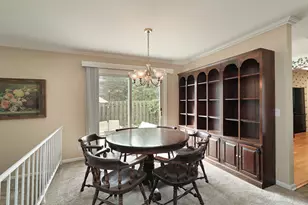 7 The Ct Of Greenway, Northbrook, IL 60062 - Photo 4