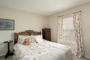 7 The Ct Of Greenway, Northbrook, IL 60062 - Photo 8