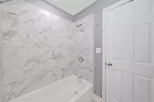 7240 S Lafayette Ave, Chicago, IL 60621 - Photo 14