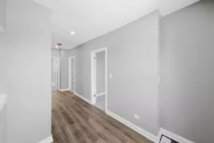 7240 S Lafayette Ave, Chicago, IL 60621 - Photo 12
