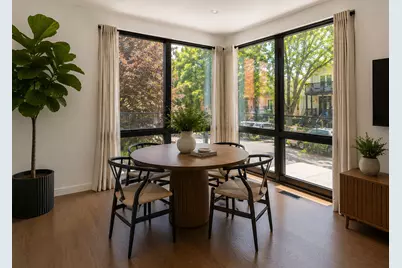 3710 N Kenmore Avenue #1, Chicago, IL 60613 - Photo 4