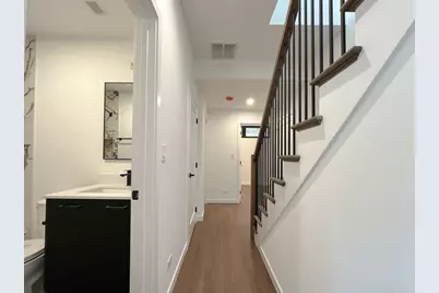 3710 N Kenmore Avenue #1, Chicago, IL 60613 - Photo 12