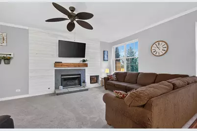 1481 Farmstead Lane, Dekalb, IL 60115 - Photo 16