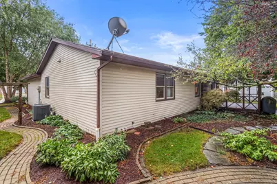 613 Delmar Drive, Champaign, IL 61822 - Photo 4
