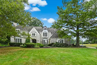 1711 Midwest Club Parkway, Oak Brook, IL 60523 - Photo 1
