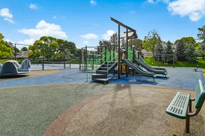 1711 Midwest Club Parkway, Oak Brook, IL 60523 - Photo 20