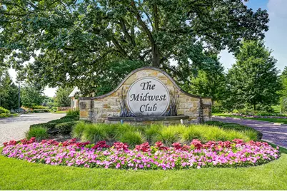 1711 Midwest Club Parkway, Oak Brook, IL 60523 - Photo 8