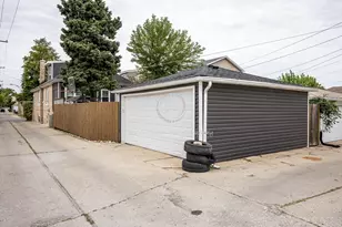 6347 W Henderson St, Chicago, IL 60634 - Photo 40