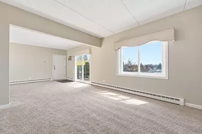 940 N Rohlwing Road #201A, Addison, IL 60101 - Photo 4