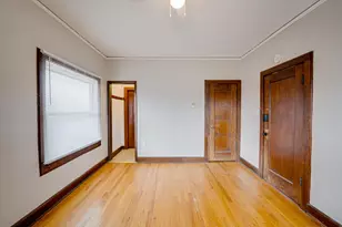217 S 3rd St, Dekalb, IL 60115 - Photo 4