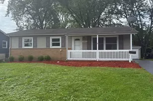 662 Walnut Rd, Wauconda, IL 60084 - Photo 1