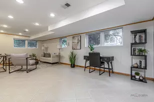 216 Valley View Ct, Wilmette, IL 60091 - Photo 18
