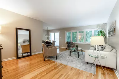 216 Valley View Court, Wilmette, IL 60091 - Photo 2