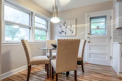 216 Valley View Court, Wilmette, IL 60091 - Photo 8