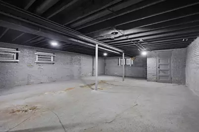 8035 S Oglesby Avenue, Chicago, IL 60617 - Photo 18