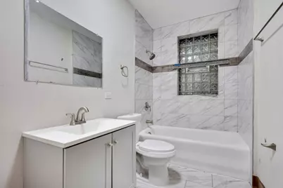 8035 S Oglesby Avenue, Chicago, IL 60617 - Photo 14