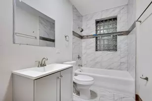 8035 S Oglesby Ave, Chicago, IL 60617 - Photo 14