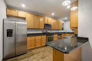 8035 S Oglesby Ave, Chicago, IL 60617 - Photo 8